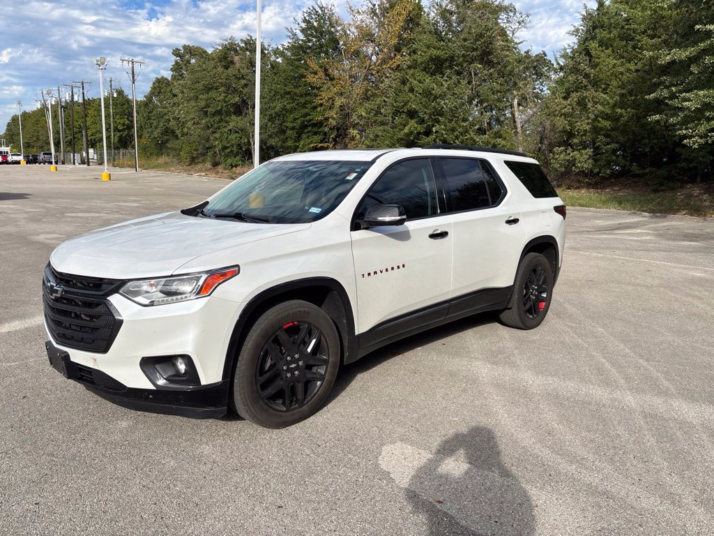 Used 2020 Chevrolet Traverse Premier w/ Redline Edition FWD image 3