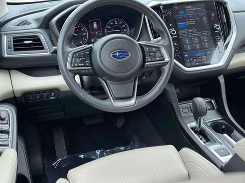 Used 2023 Subaru Ascent Limited AWD/4WD image 2