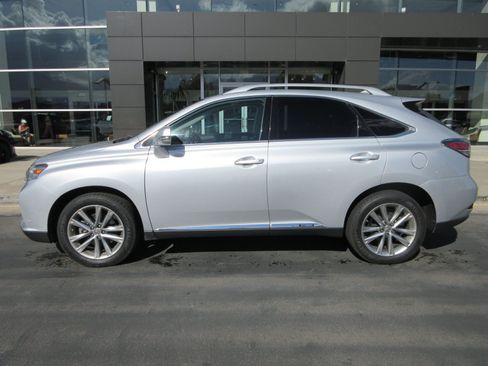 Used 2015 Lexus RX 450h AWD image 3