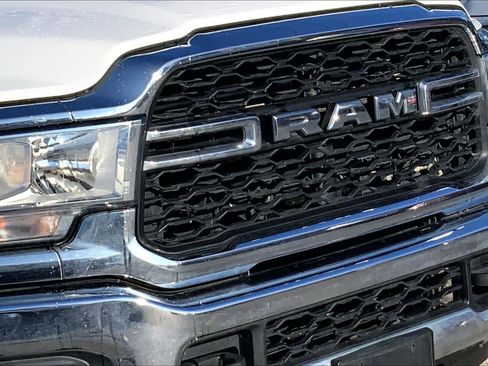 Used 2020 RAM 3500 Tradesman image 20