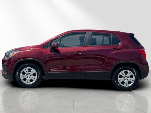 Used 2017 Chevrolet Trax LS FWD image 7