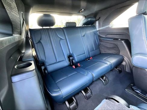 Used 2025 Cadillac Escalade IQ Luxury 2 w/ LPO, Premium Carpet Package AWD/4WD image 25
