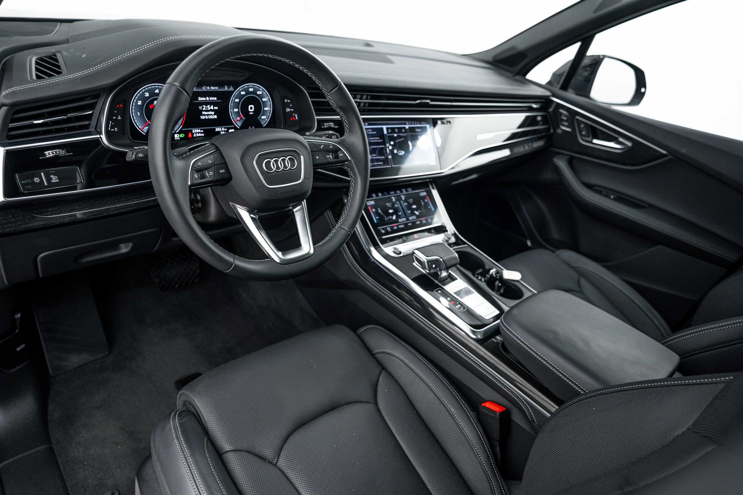 Certified 2025 Audi Q7 3.0T Prestige w/ Prestige Package AWD/4WD image 9
