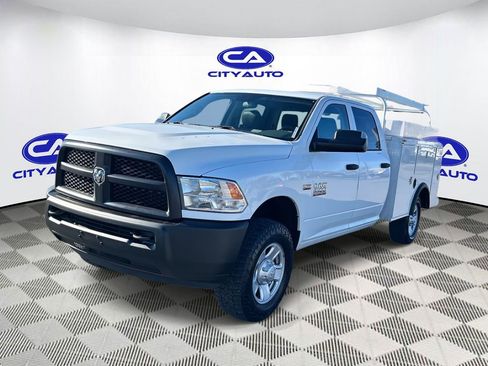 Used 2016 RAM 3500 Tradesman image 9