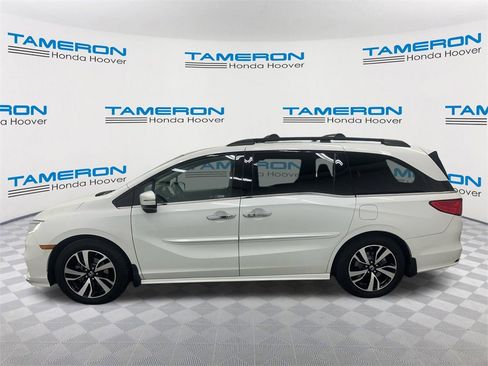 Used 2020 Honda Odyssey Elite image 2