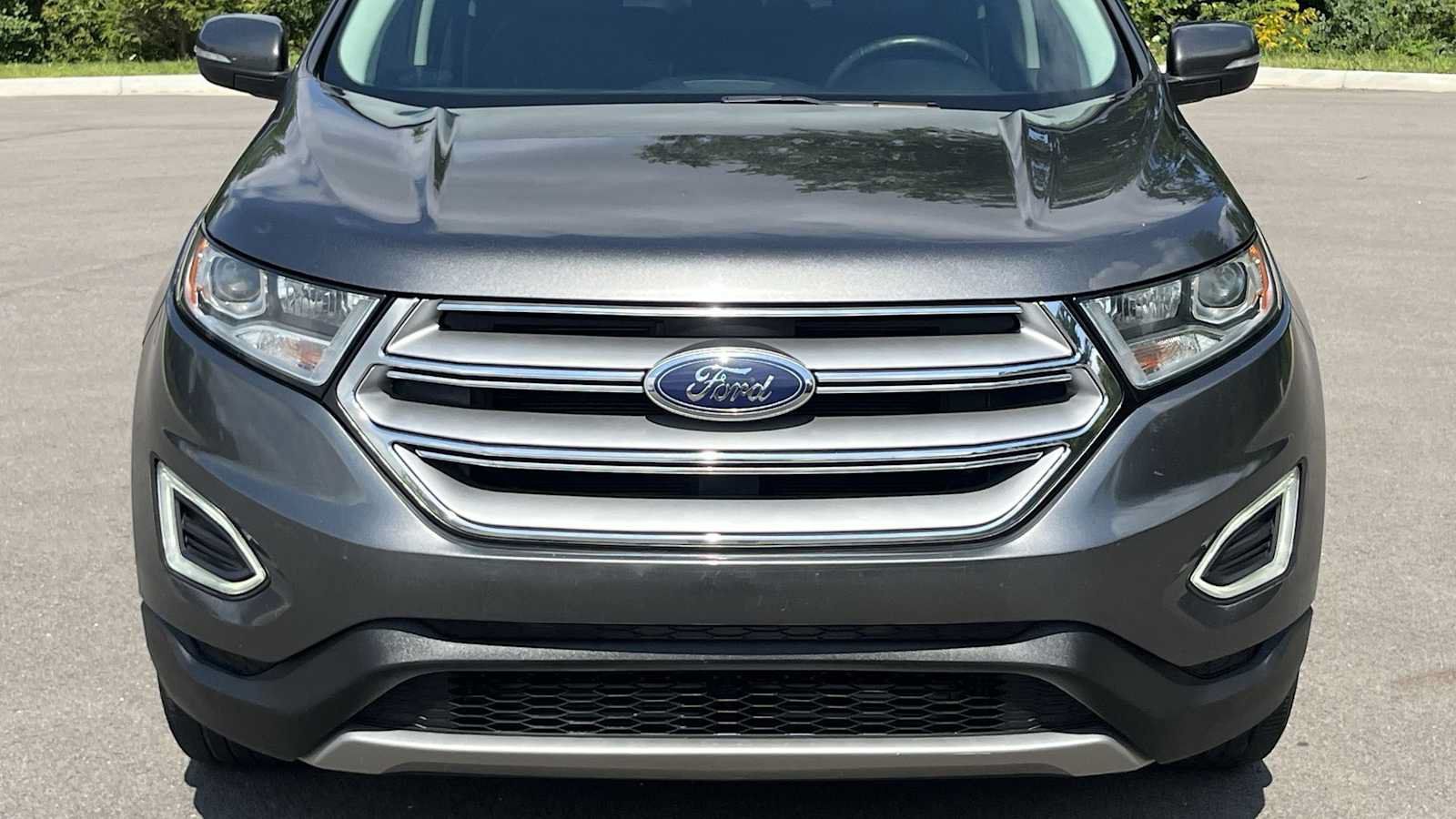 Used 2015 Ford Edge Titanium AWD/4WD image 22