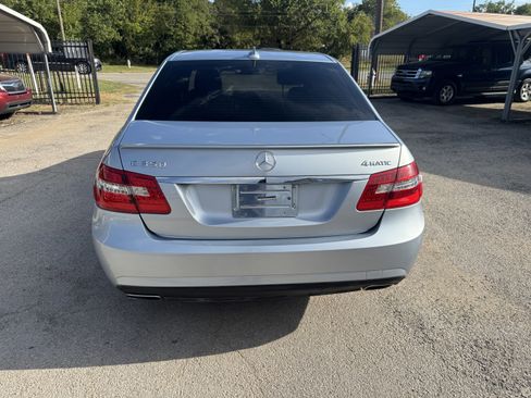 Used 2013 Mercedes-Benz E 350 4MATIC Sedan image 6