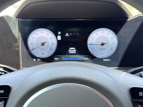 Used 2024 Hyundai Elantra SEL FWD image 23