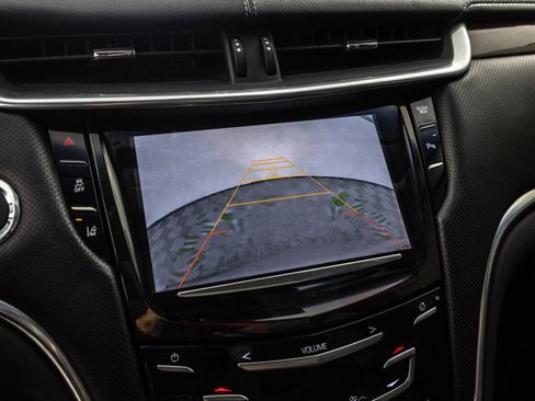 Used 2013 Cadillac XTS Premium AWD/4WD image 11