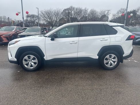 Used 2023 Toyota RAV4 LE image 4