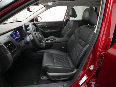 Used 2023 Nissan Rogue Platinum w/ Platinum Premium Package image 7