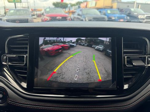 Used 2021 Dodge Durango R/T w/ Technology Group image 12