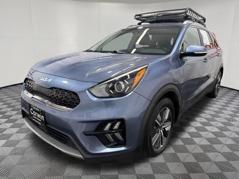 Used 2022 Kia Niro EX FWD image 3