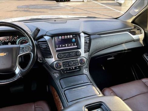 Used 2020 Chevrolet Tahoe Premier w/ Premier Plus Edition AWD/4WD image 6