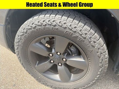 Used 2019 RAM 1500 Big Horn AWD/4WD image 11