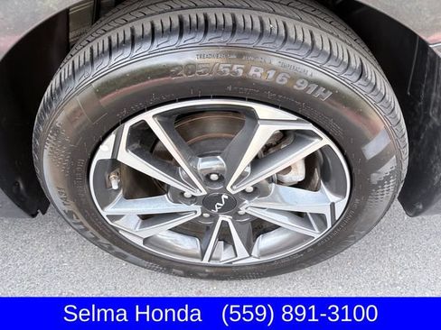 Used 2024 Kia Forte LXS FWD image 23