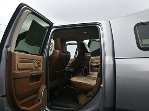 Used 2023 RAM 3500 Limited AWD/4WD image 15