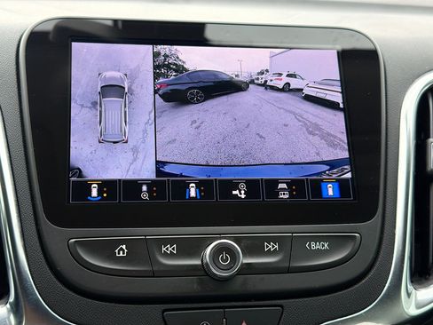 Used 2022 Chevrolet Equinox LT FWD image 33