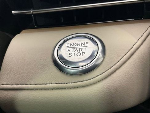 Used 2025 Lincoln Nautilus Reserve w/ Jet Appearance Package AWD/4WD image 17