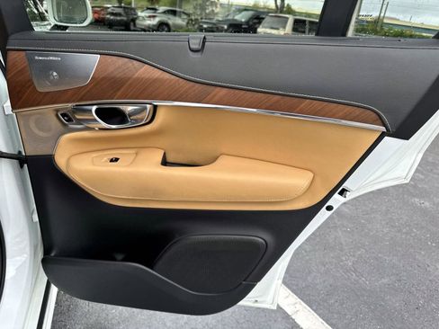 Used 2018 Volvo XC90 T6 Inscription w/ Convenience Package image 17