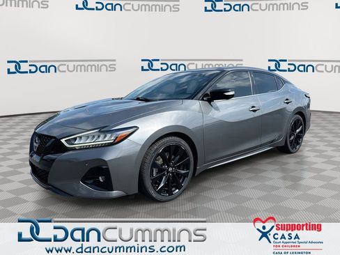 Used 2023 Nissan Maxima SR w/ Sport Mat Group FWD image 1
