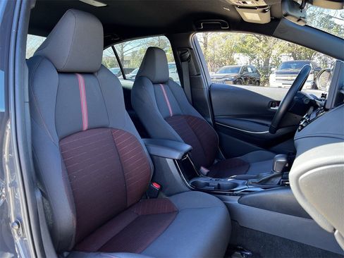 Used 2023 Toyota Corolla SE image 24