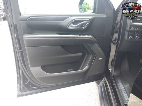 Used 2023 Chevrolet Tahoe RST w/ Luxury Package RWD image 11