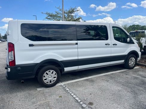 Used 2024 Ford Transit 350 XLT image 4