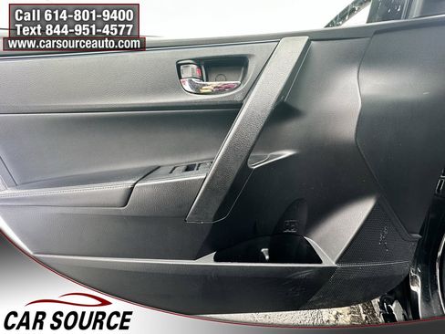 Used 2018 Toyota Corolla SE image 8