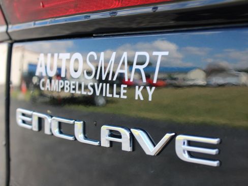 Used 2025 Buick Enclave Preferred FWD image 6