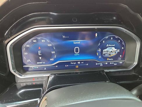 Used 2024 Chevrolet Silverado 1500 LT w/ Z71 Off-Road Package AWD/4WD image 22