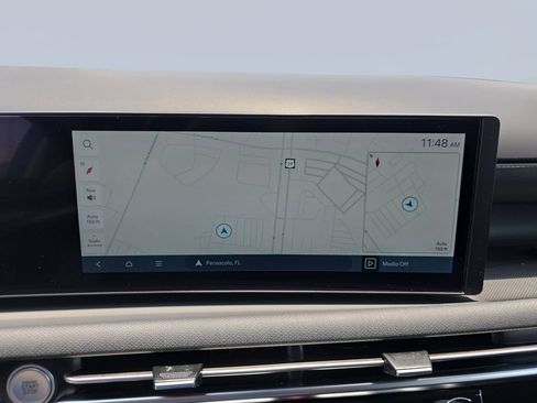 Used 2025 Hyundai Tucson SEL FWD image 23