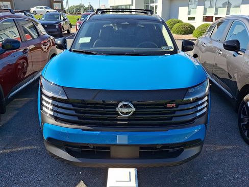 New 2026 Nissan Kicks SR w/ SR Premium Package image 2