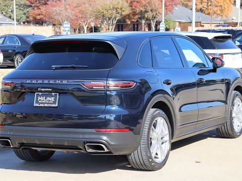 Used 2020 Porsche Cayenne image 9