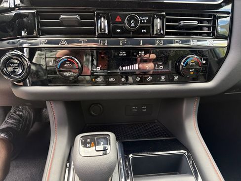 New 2026 Nissan Pathfinder Rock Creek image 27