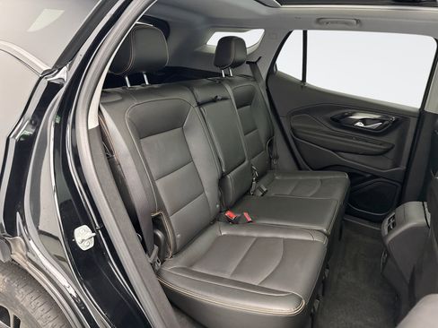 Used 2024 GMC Terrain AT4 w/ Tech Package AWD/4WD image 18