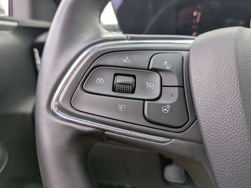 Used 2025 Buick Envista Sport Touring w/ Convenience I Package FWD image 28