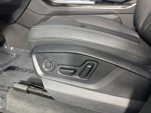 Certified 2025 Audi Q7 2.0T Premium Plus w/ Premium Plus Package image 11