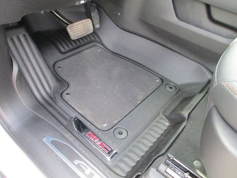 Used 2026 GMC Sierra 2500 AT4 w/ AT4 Premium Plus Package AWD/4WD image 31
