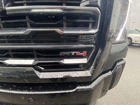 Used 2025 GMC Sierra 2500 AT4 w/ AT4 Premium Plus Package AWD/4WD image 25