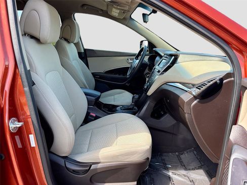 Used 2017 Hyundai Santa Fe Sport FWD image 25