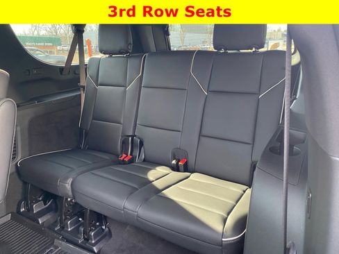 Used 2026 Cadillac Escalade ESV Sport w/ LPO, ONYX Package image 10