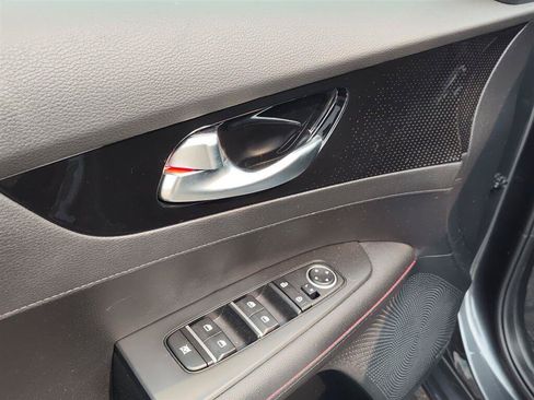 Used 2023 Kia Forte GT w/ GT2 Package FWD image 4