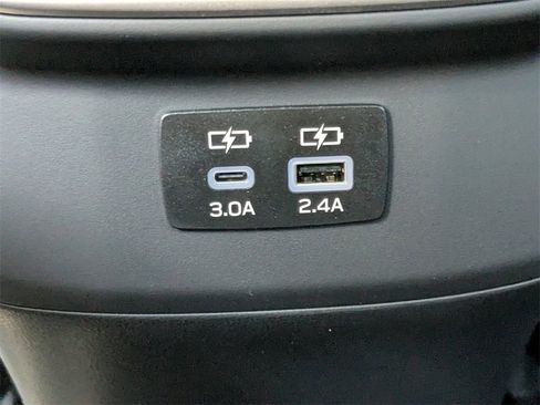 New 2025 Subaru Outback Premium image 17