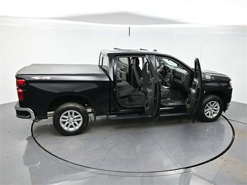 Used 2020 Chevrolet Silverado 1500 LT w/ Convenience Package image 44