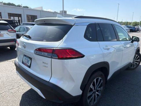 Used 2024 Toyota Corolla Cross XLE w/ Convenience Package AWD/4WD image 7