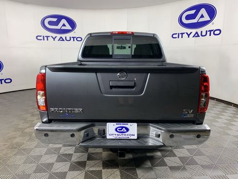 Used 2017 Nissan Frontier SV w/ SV Value Truck Package image 4