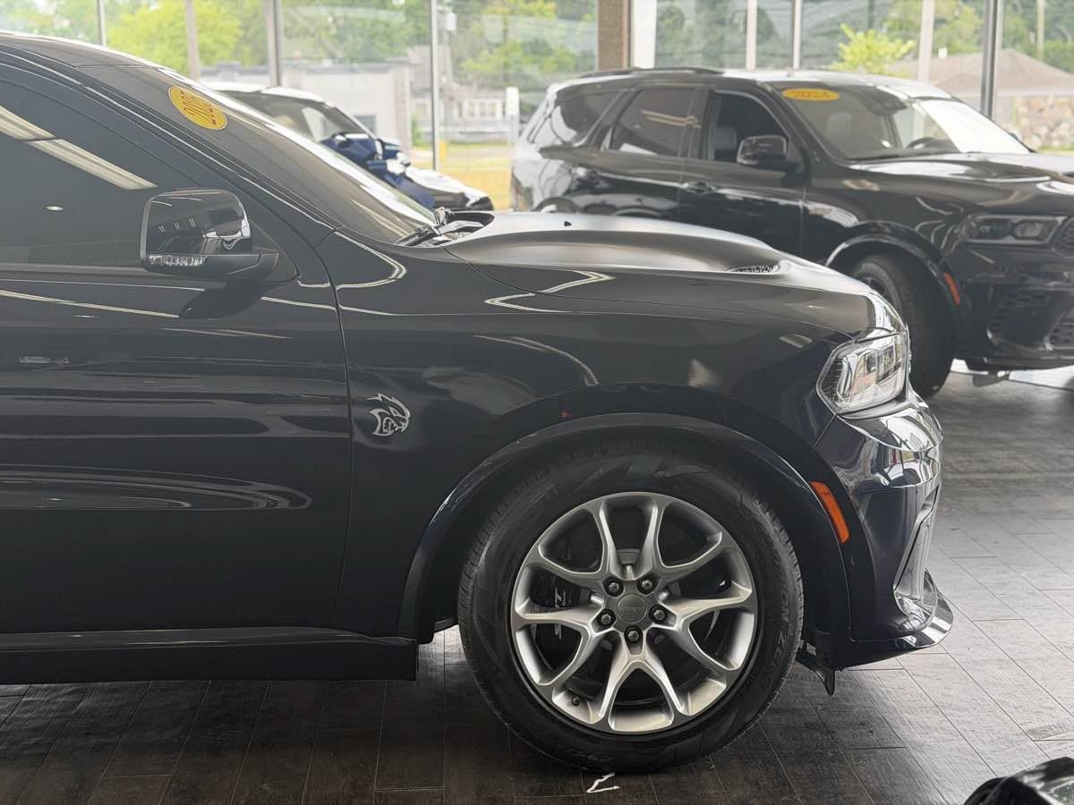 Used 2025 Dodge Durango SRT Hellcat AWD/4WD image 5
