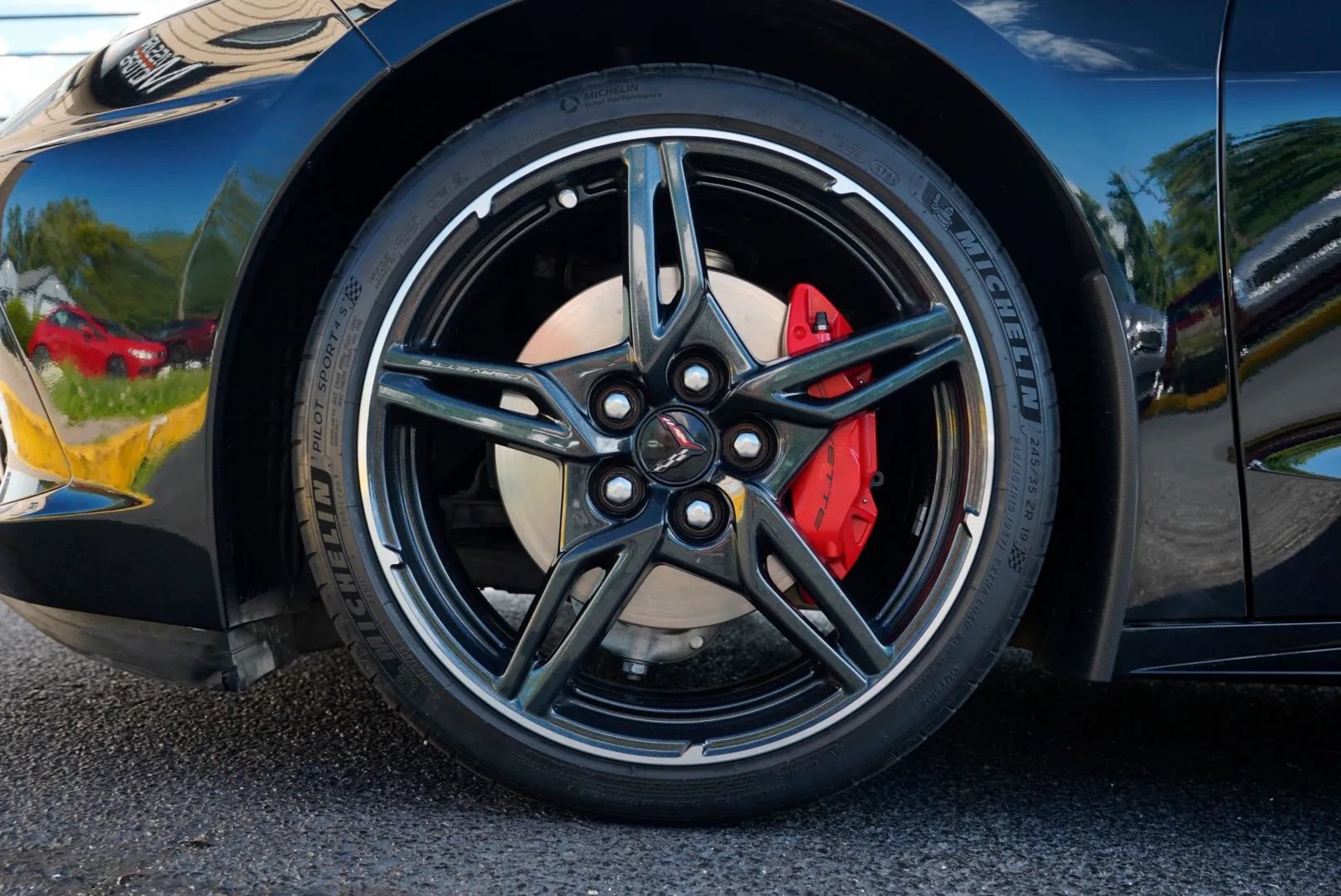 Used 2021 Chevrolet Corvette Stingray Coupe w/ 1LT RWD image 22