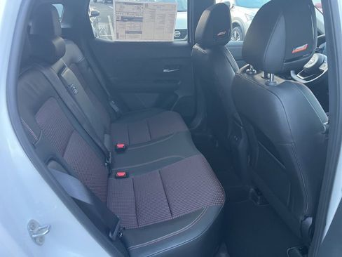 New 2026 Nissan Kicks SR w/ SR Premium Package AWD/4WD image 38
